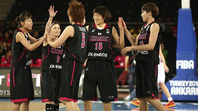 Radost japonskch basketbalistek v utkn s eskem