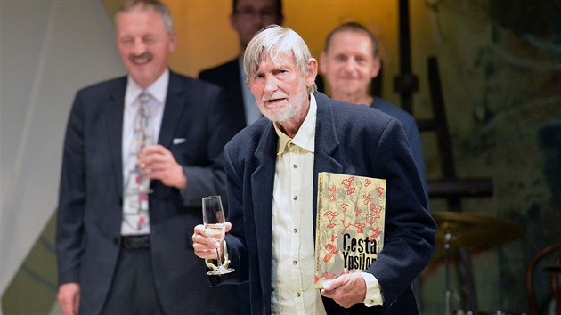 Zakladatel divadla a režisér Jan Schmid představil knihu Cesta Ypsilon.