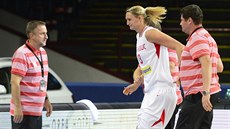 Česká basketbalistka Petra Kulichová se zranila v utkání se Spojenými státy a...