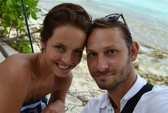 Gabriela Kratochvílová a její pítel Filip Laek se na dovolené na Maledivách...