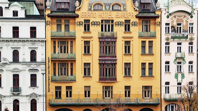 Hotel byl postaven v roce 1872 architektem Josefem Schulzem v novorenesannm slohu.