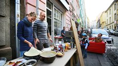 Krymská ulice tepe víc ne� kterákoli její obdoba v Praze.