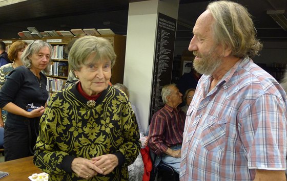 Nina Ingrišová a Rudolf Krautschneider v ústecké knihovně