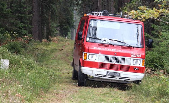 Zloději jezdili s kradeným vozem rakouských dobrovolných hasičů po cestách v...