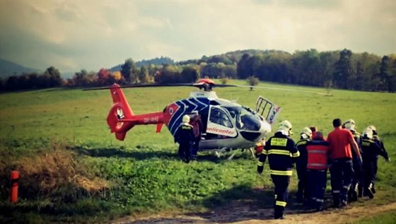 Zavaleného mue transportoval vrtulník v kritickém stavu do olomoucké fakultní...