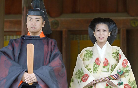 Kunimaro Senge a japonská princezna Noriko (Izumo, 5. íjna 2014)