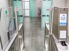 Vstupní turnikety do nov zrekonstruovaných prostor toalet ve vestibulu metra...