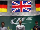 Velkou cenu Japonska vyhrál Lewis Hamilton (uprosted), druhý byl Nico Rosberg...