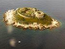 Pevnost Mamula steící vjezd do Boky Kotorské