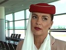 Letuka Fly Emirates a její uniforma