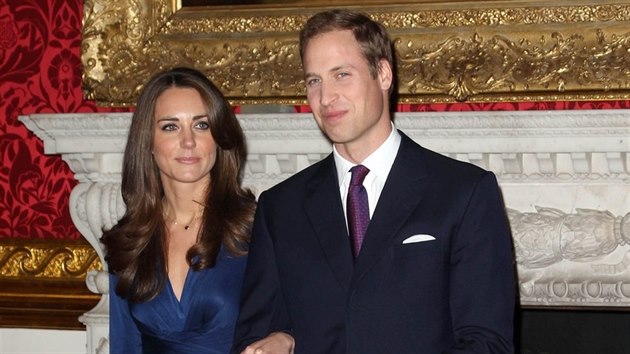 Kate Middletonov a britsk princ William oznmili zasnouben 16. listopadu 2010.