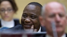 Ke�ský prezident Uhuru Kenyatta ve st�edu stanul p�ed Mezinárodním trestním...