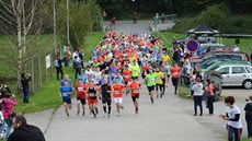 Ve 12 hodin odstartoval závod ultramaratonec Dan Orálek.