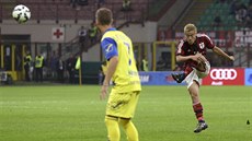 PARÁDA Z PÍMÉHO KOPU. Keisuke Honda zvyuje náskok AC Milán nad Chievem na...