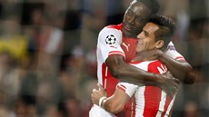 POSILY SLAVÍ. Danny Welbeck z Arsenalu se raduje ze svého gólu proti