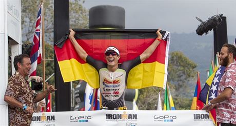Sebastian Kienle se stává vítzem havajského Ironmana.