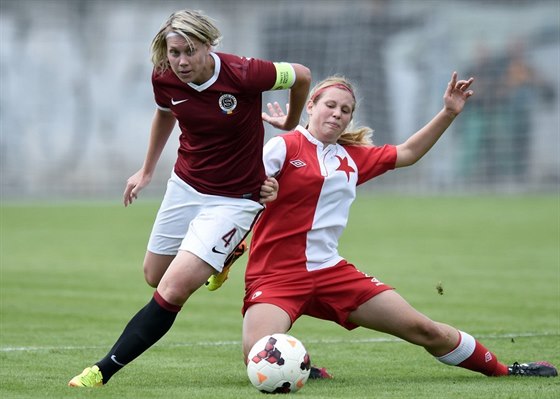 Sparanská kapitánka Petra Bertholdová v derby se Slavií