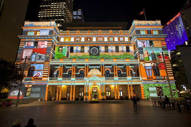 Videomapping Electric Canvas osvětlí hlavní budovu Městské knihovny v Praze