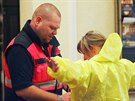 K pacientce s infekčním onemocněním vyjížděli záchranáři v Karlových Varech.