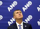 Ministr financí a éf hnutí ANO Andrej Babi sleduje pedbné volební výsledky...