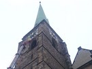 Sundavání zvon z ve katedrály svatého Bartolomje v Plzni.