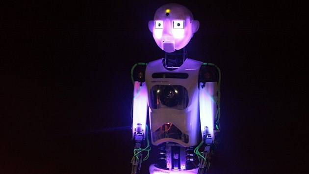 Robot Thespian v libereck iQLANDII. Jeden z propagtor projektu Liberec - Evropsk hlavn msto kultury.