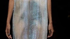 Zářivé šaty Richarda Nicolla, kolekce jaro - léto 2015