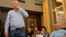 Primátor Hradce Králové Zdenk Fink (HDK) ekal na výsledky komunálních voleb v...