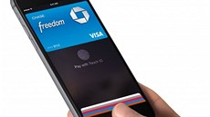 Apple by mohl naplno rozb�hnout platby mobilem
