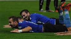 Doma�li�tí fotbalisté slaví pohárovou výhru v Teplicích.