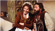 Nina Jiránková v televizním filmu Nevsta z obrázku (1983) spolu s Jiím...