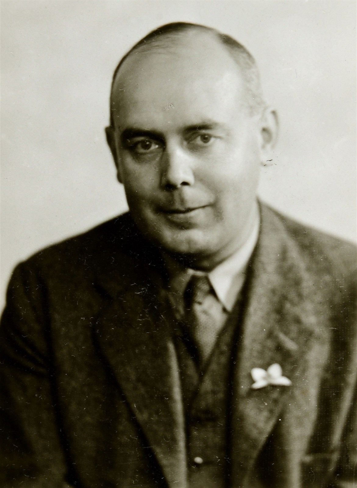 Eric Arthur Roberts. Naivní nacisté v Británii jej znali jako Jacka Kinga,...