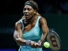 Serena Williamsová v semifinále Turnaje mistry proti Caroline Wozniacké.