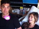 Robbie Williams s manelkou v porodnici