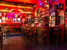 Bar v Chapeau Rouge
