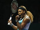 Serena Williamsová se raduje z výhry nad Anou Ivanoviovou.