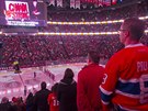 Montrealt fanouci poslouchaj kanadskou hymnu.