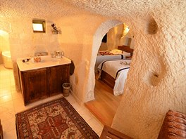 Cappadocia Cave Suites (Goreme, Turecko). Jeskynn systm byl chyte pemnn...