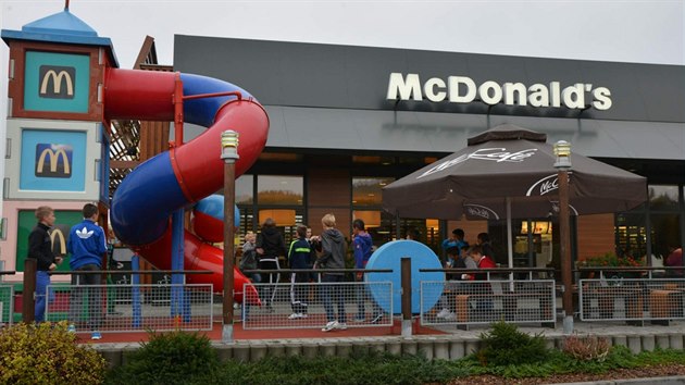 Cesta na Bayern zaala vydatnou sndan v McDonalds na Rozvadov.