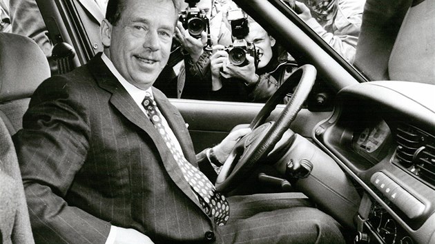 Vclav Havel za volantem kody Felicie