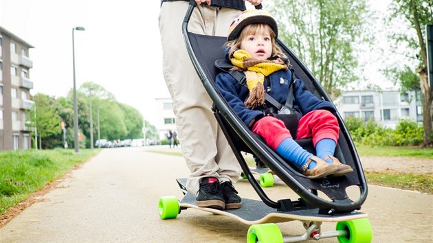 Longboardstroller by mohl vhav tatnky pesvdit, e projtka v parku me bt zbavn a svin.