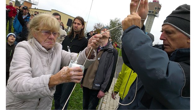 Spolu s dropionem odletí i meteorologická sonda.