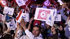 Píznivci Ennahdy ped volbami (24. íjna 2014).