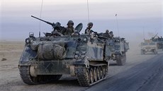 Armádní M113 bhem druhé války v Iráku v roce 2004