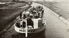 Lo� Morava v roce 1947 nakrátko obnovila prvorepublikové vyjí��ky pro turisty,...
