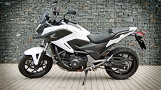 Univerzálnjí motocykl ne je Honda NC 750 X bychom v souasné nabídce asi...