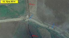 Kontrolní stanovit na silnici do Kobani (modré ipky) a opevnná bojová linie...