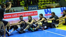 D��ín�tí �vesla�i� slaví výhru v derby s Ústím nad Labem.