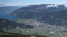 Z vyhlídky Daubeje fantastický pohled na lázeské msteko Interlaken.