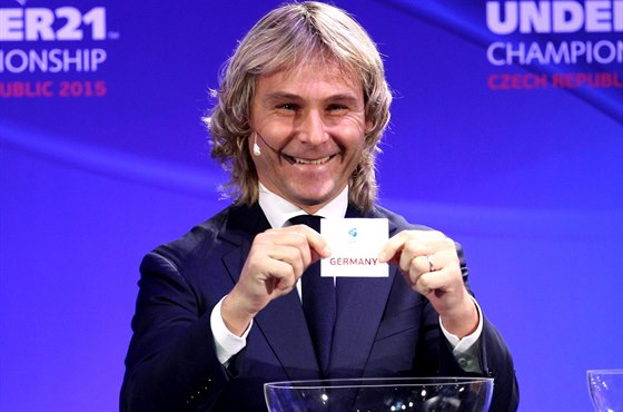 FAVORIT. Pavel Nedvd práv vylosoval Nmecko k eskému týmu do základní...